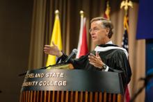 Gov. Haslam delivers Commencement address at Cleveland State Community College Gov. Haslam delivers Commencement address at Cleveland State Community College